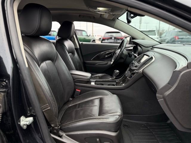 Used 2015 Buick LaCrosse Leather image 12