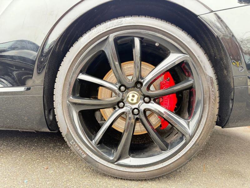 Used 2020 Bentley Continental GT image 28