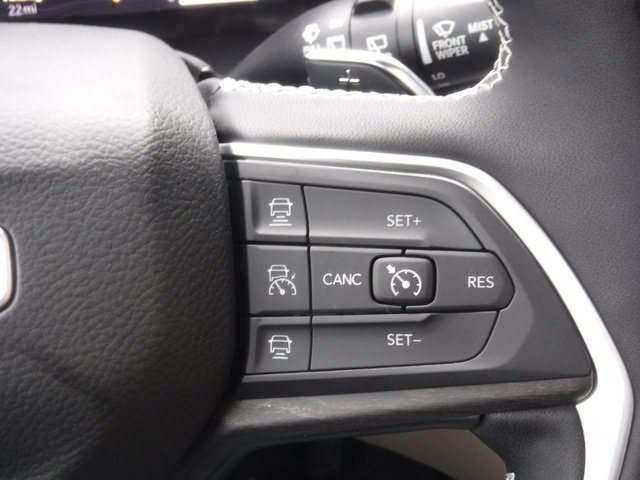 New 2025 Jeep Grand Cherokee Limited w/ MOPAR Finishing Package image 36