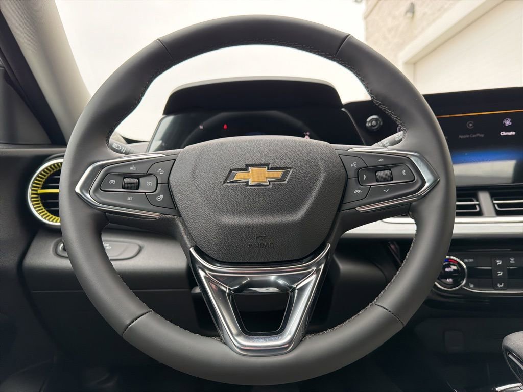New 2026 Chevrolet Trax LT w/ Driver Confidence Package FWD image 10