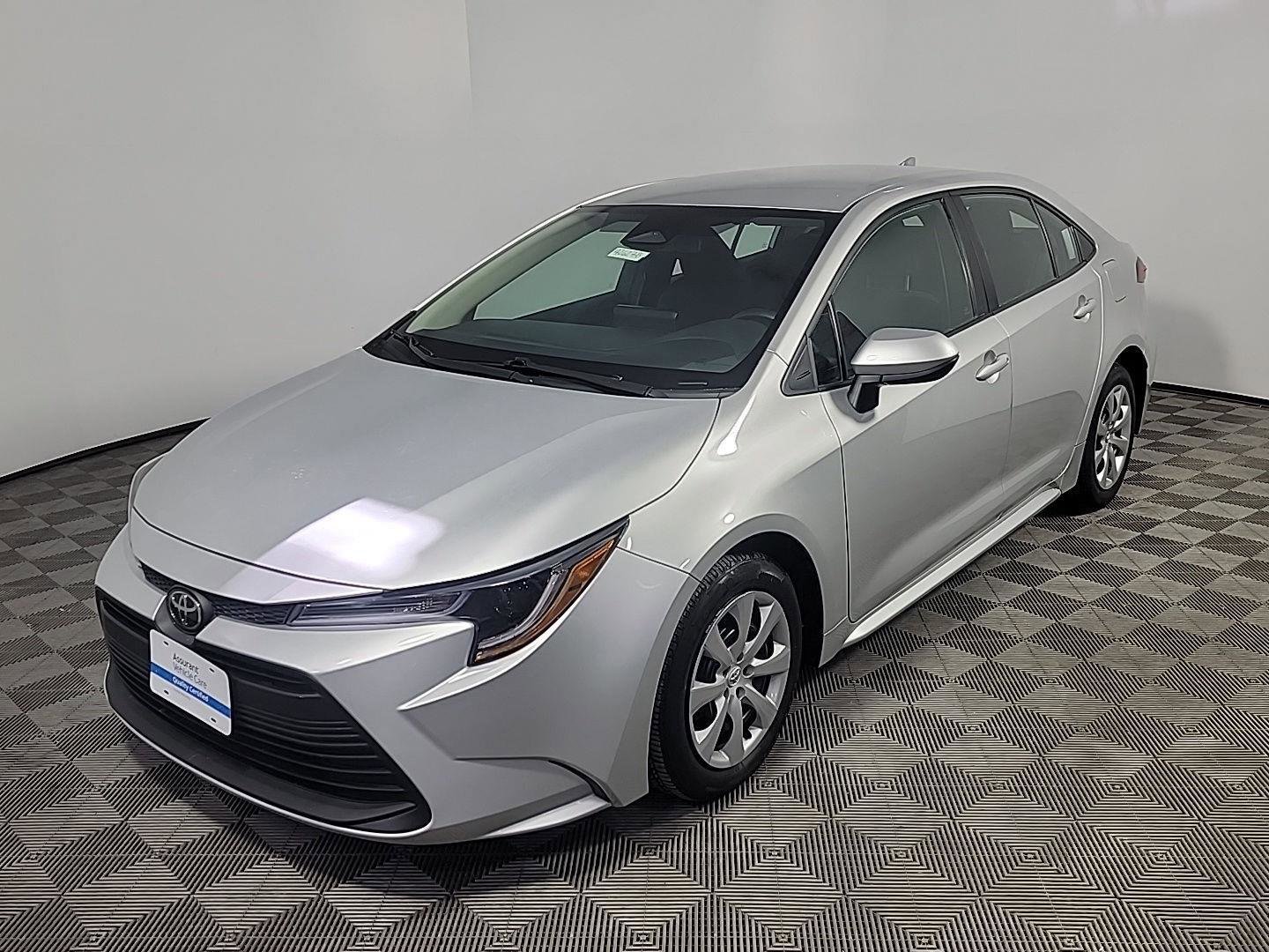 Used 2023 Toyota Corolla LE image 12