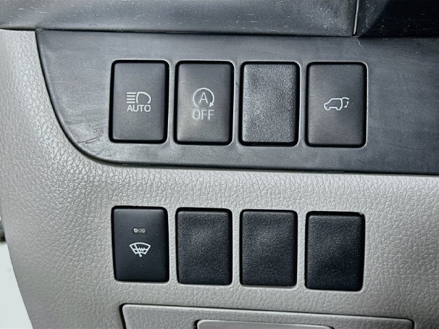 Used 2019 Toyota Highlander XLE AWD/4WD image 24