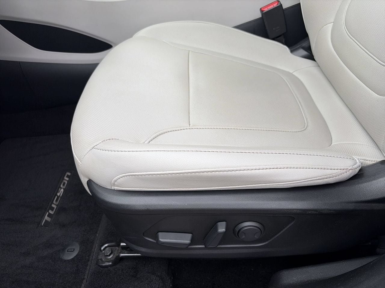 Used 2024 Hyundai Tucson SEL w/ Convenience Package FWD image 19