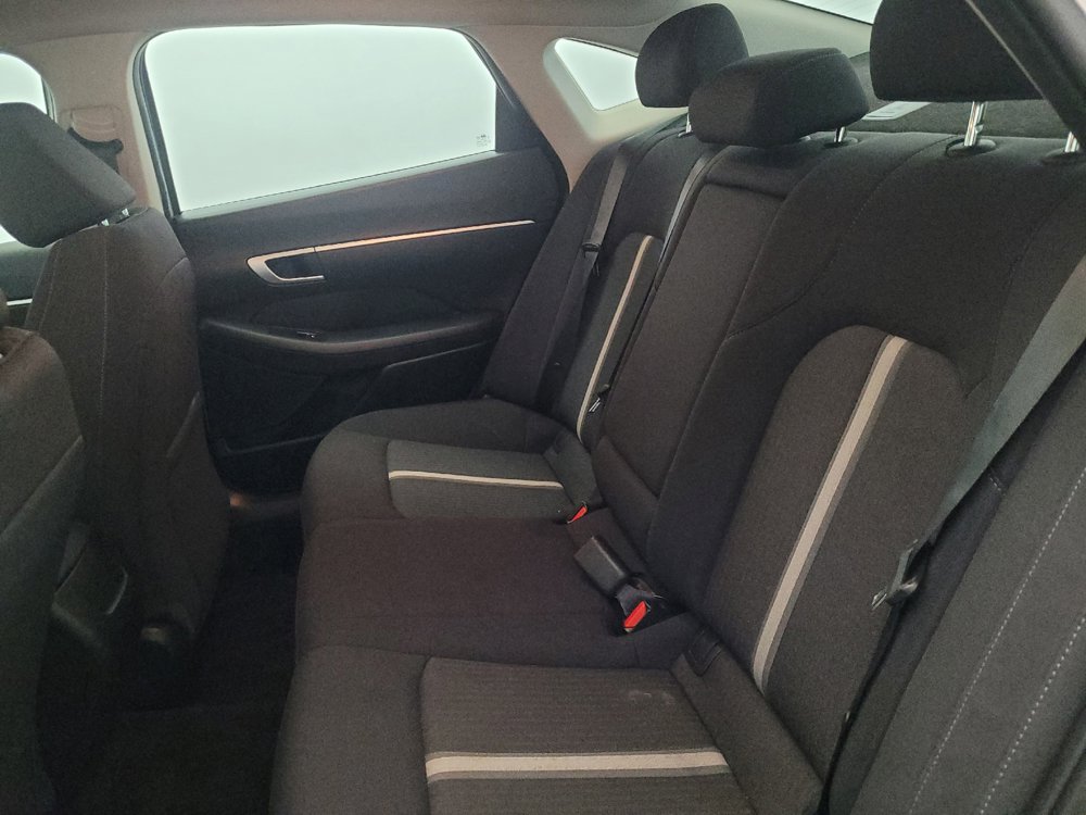 Used 2025 Hyundai Sonata SEL FWD image 18