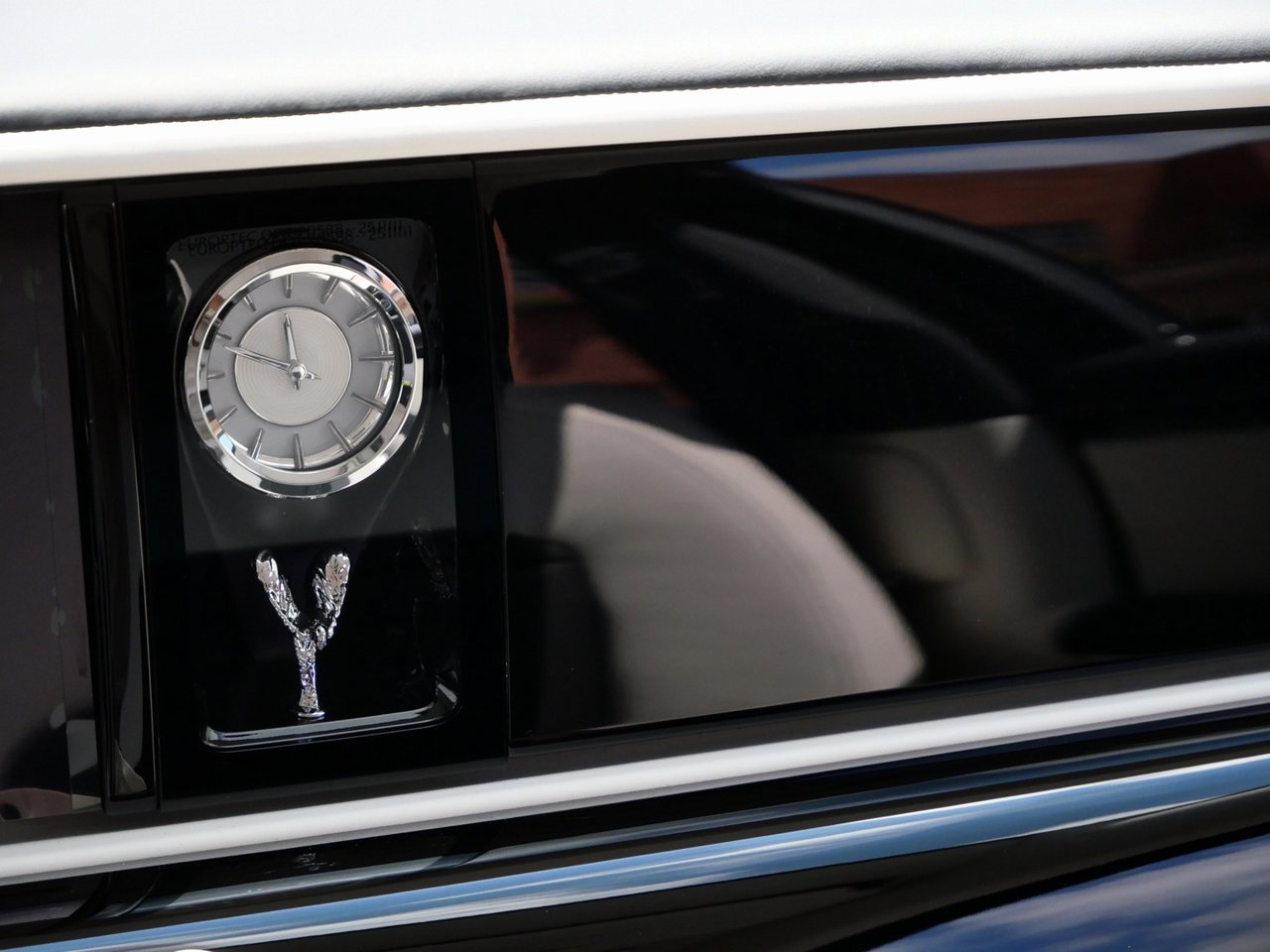 New 2025 Rolls-Royce Ghost image 12