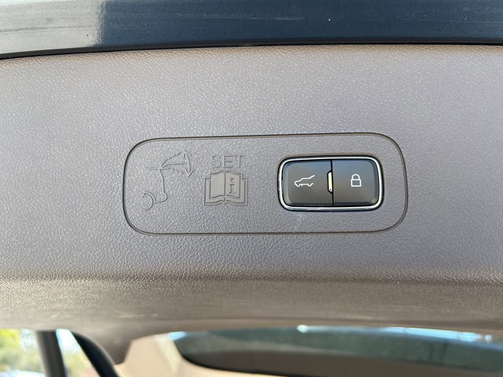 Used 2022 Lincoln Aviator Reserve w/ Elements Package Plus image 51