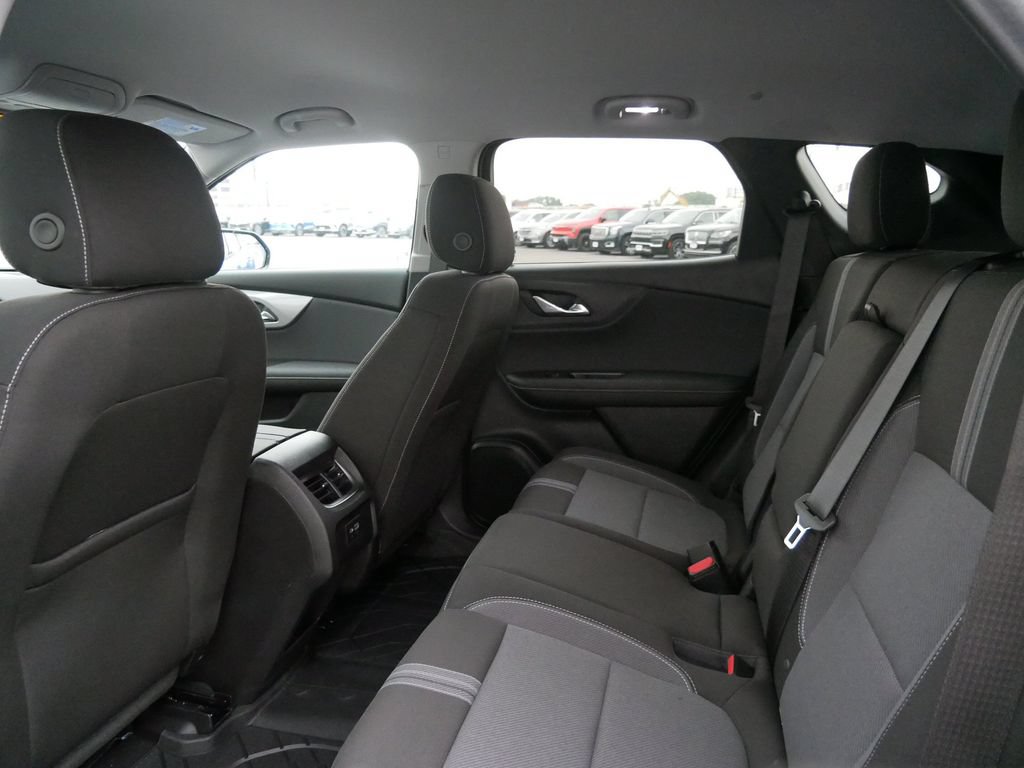 New 2026 Chevrolet Blazer LT w/ Convenience Package AWD/4WD image 16