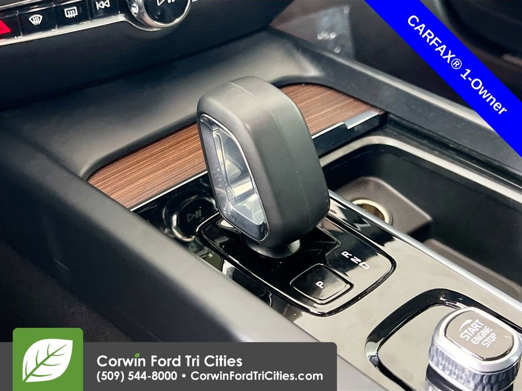 Used 2024 Volvo S60 B5 Plus image 9