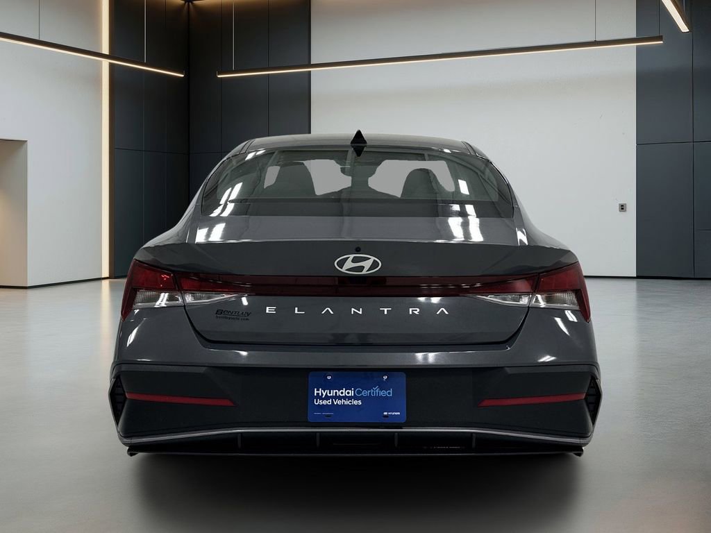 Certified 2024 Hyundai Elantra SEL image 5