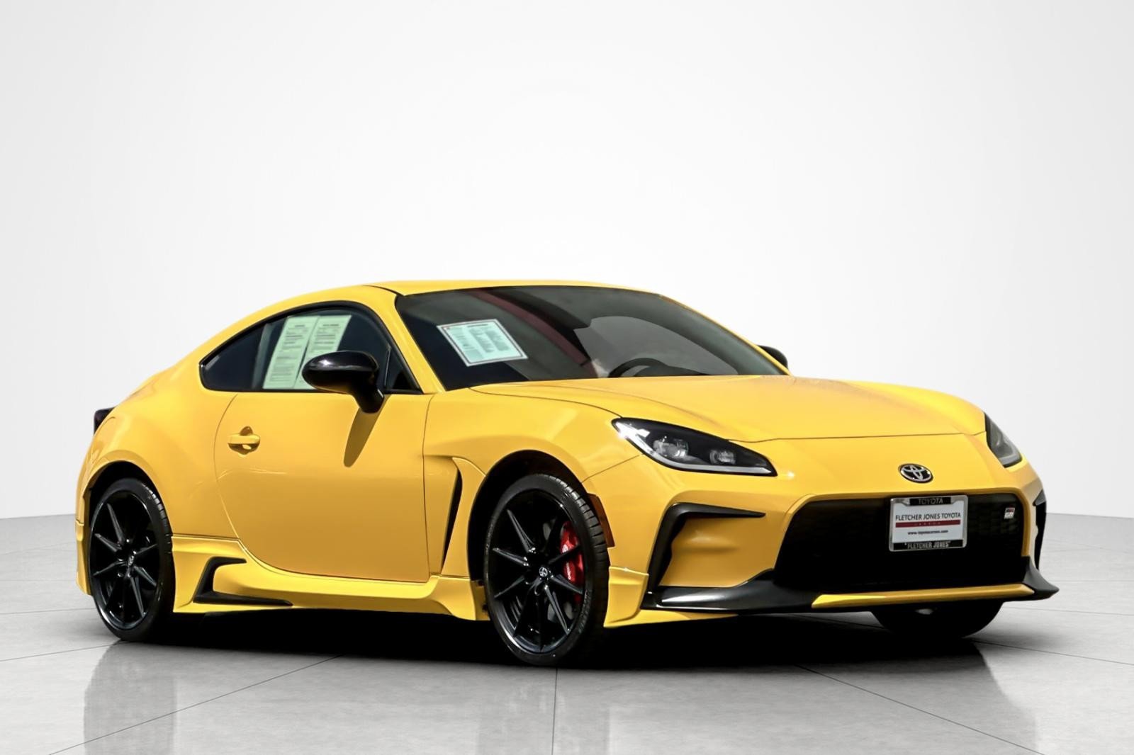 Certified 2026 Toyota GR86 YUZU Limited RWD image 7