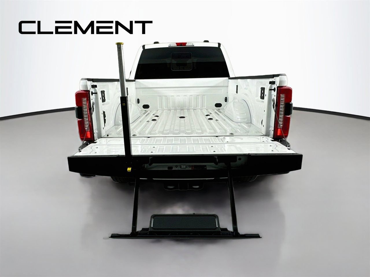 Used 2026 Ford F250 Lariat w/ Chrome Package AWD/4WD image 11