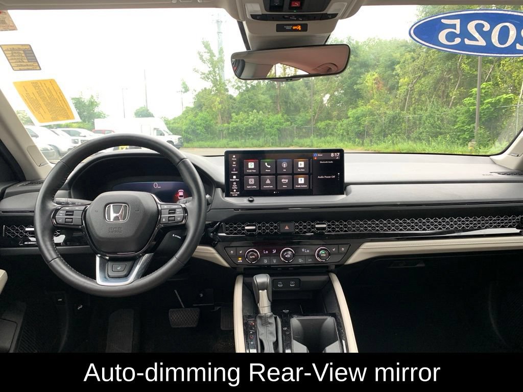 Used 2025 Honda Accord Touring image 13