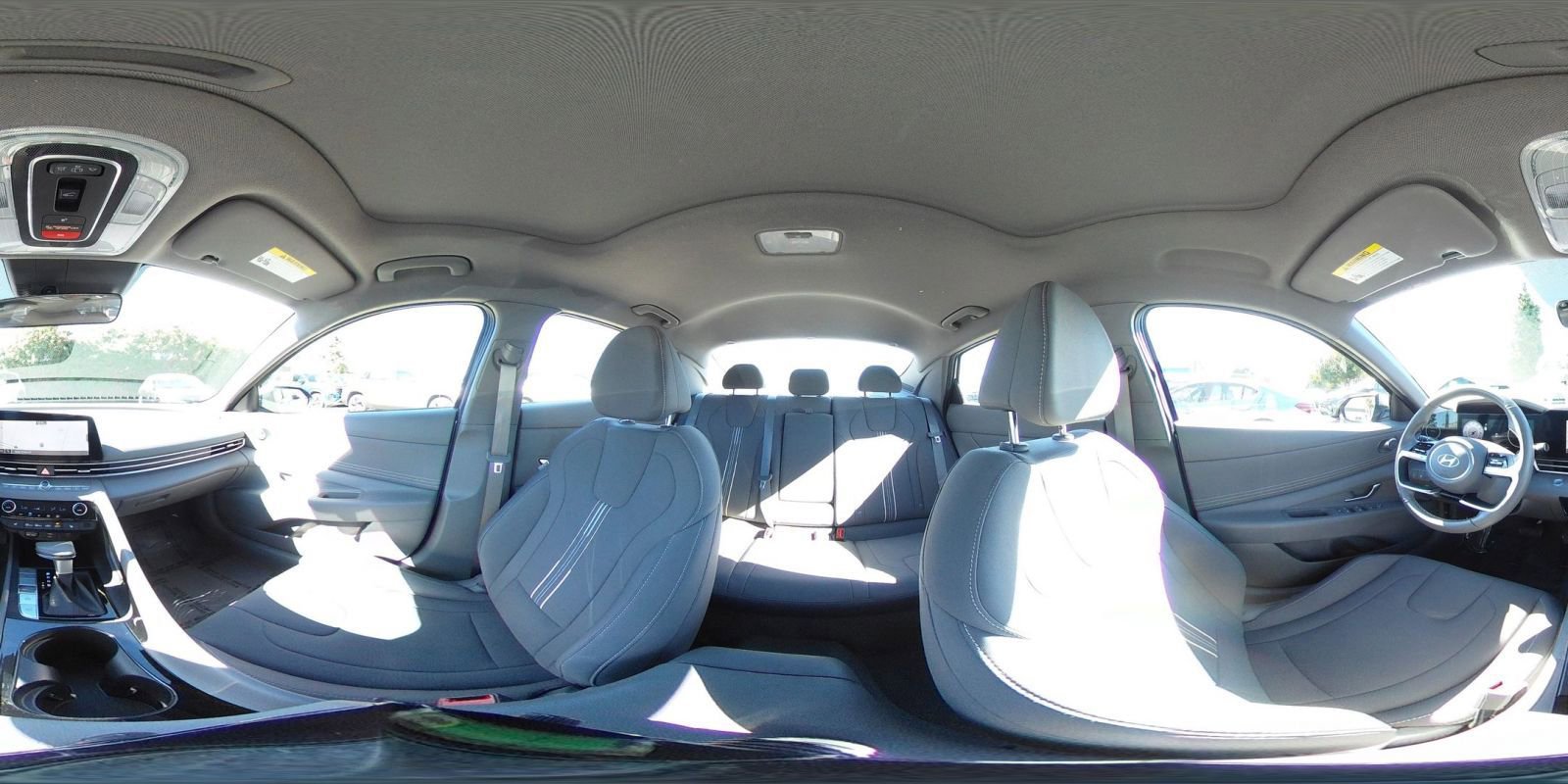 Used 2025 Hyundai Elantra SEL image 45