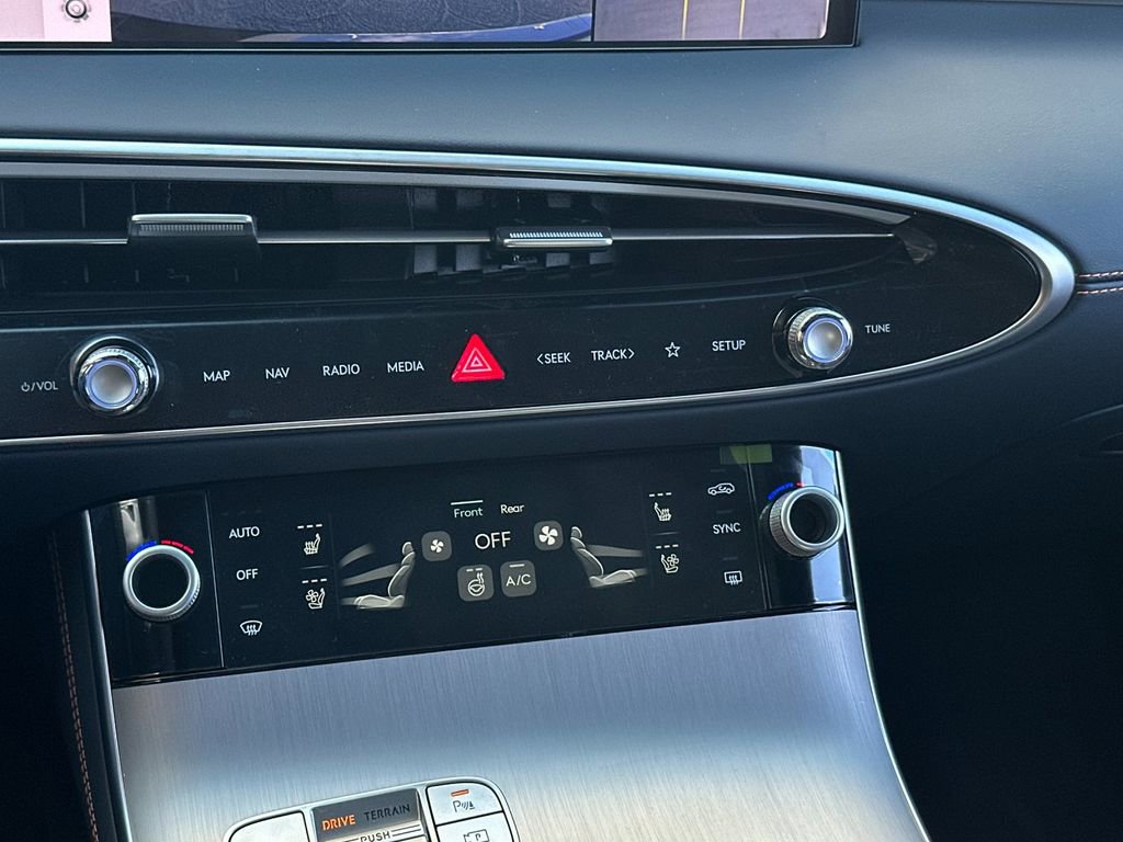 New 2026 Genesis GV70 3.5T Sport Advanced AWD/4WD image 21
