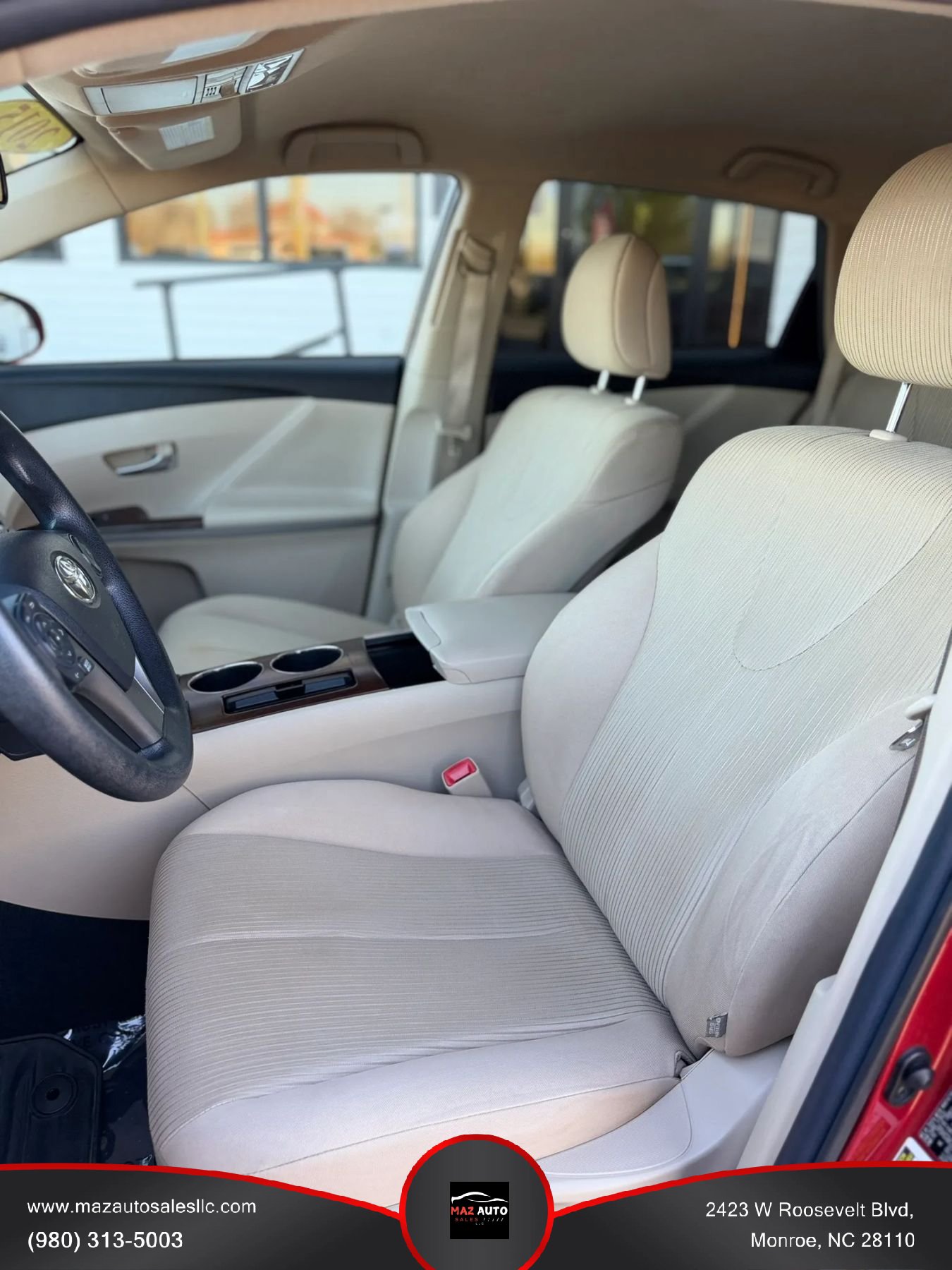 Used 2015 Toyota Venza LE AWD/4WD image 13