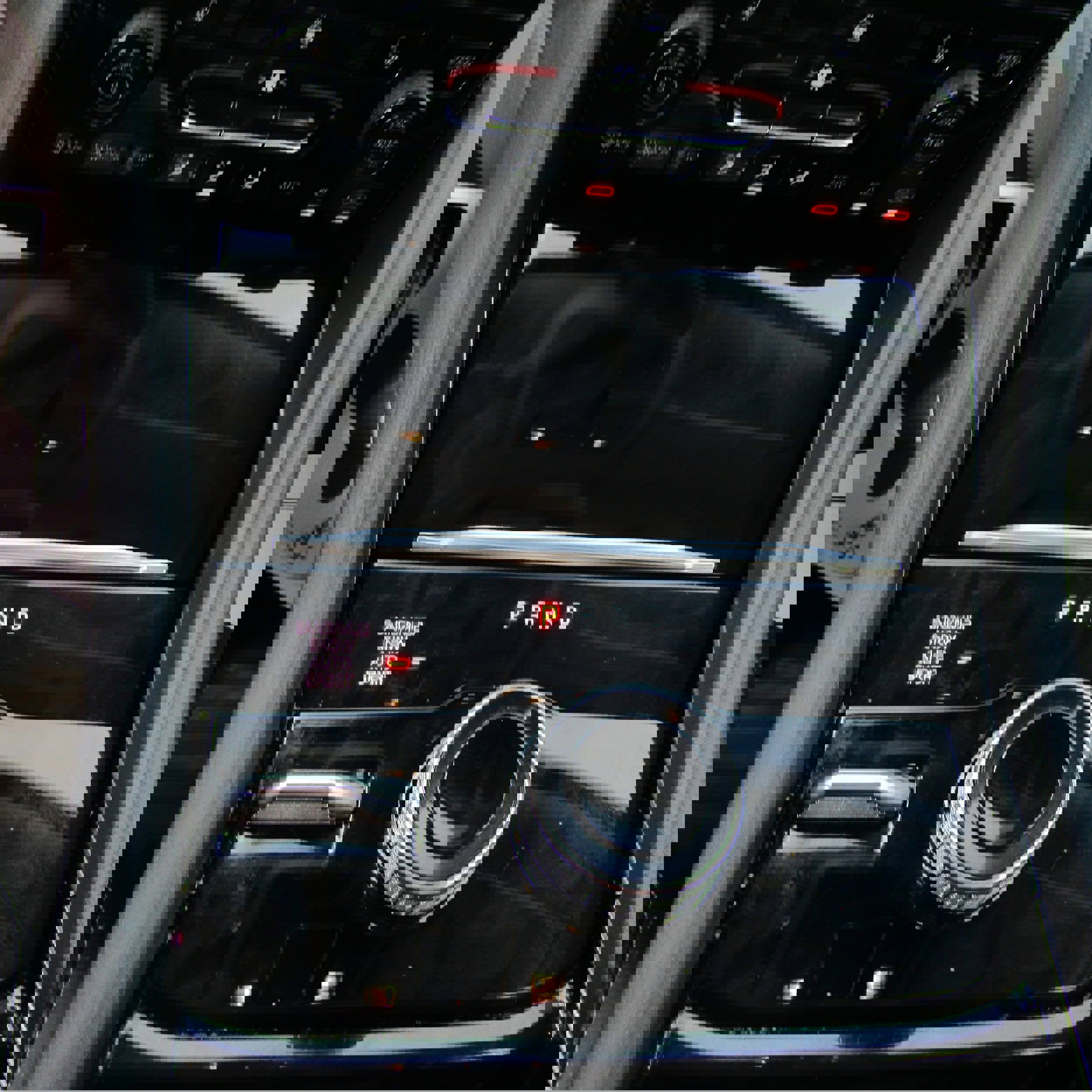 Used 2023 Jeep Grand Cherokee Limited image 17