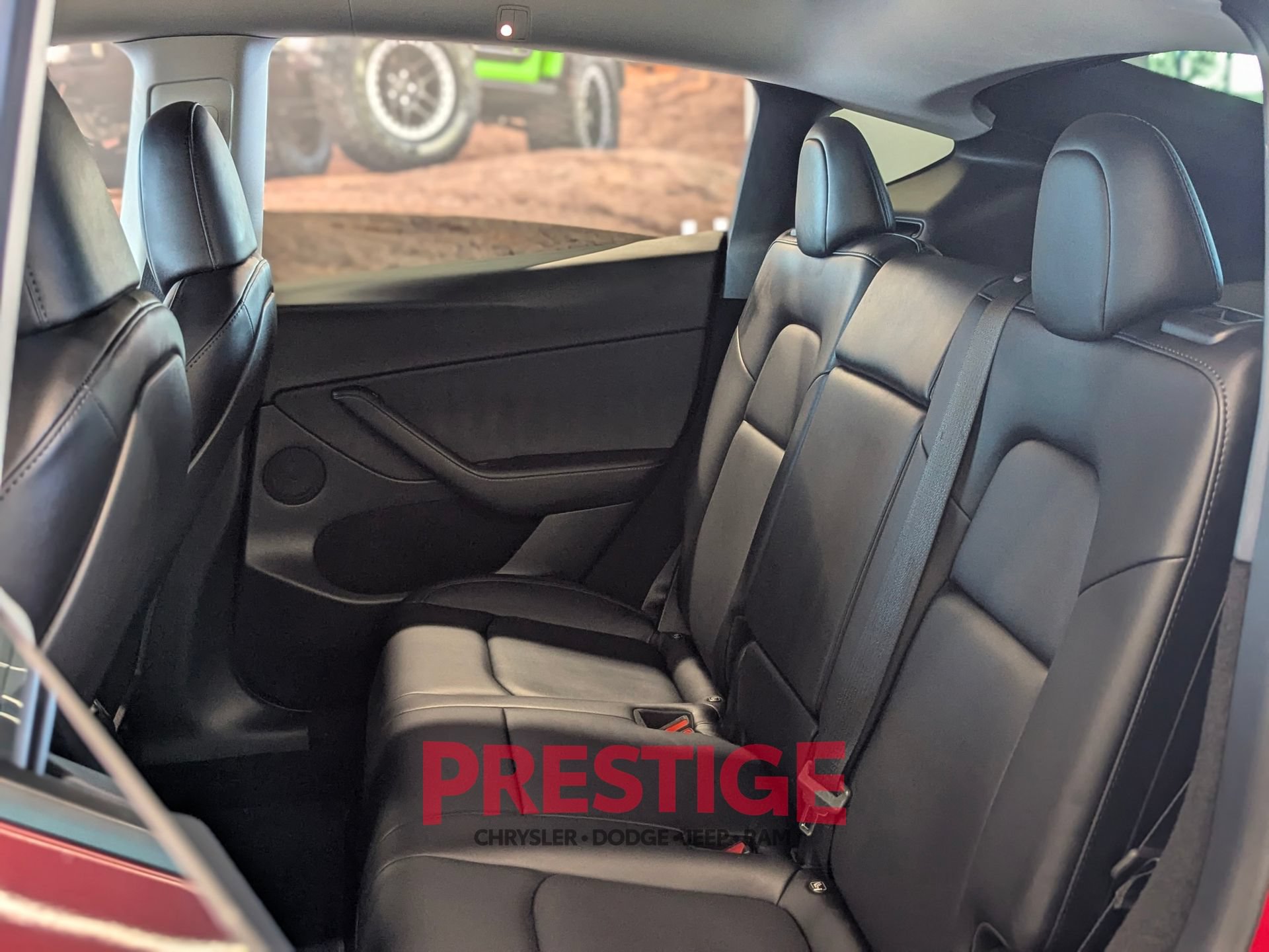 Used 2023 Tesla Model Y Long Range AWD/4WD image 30