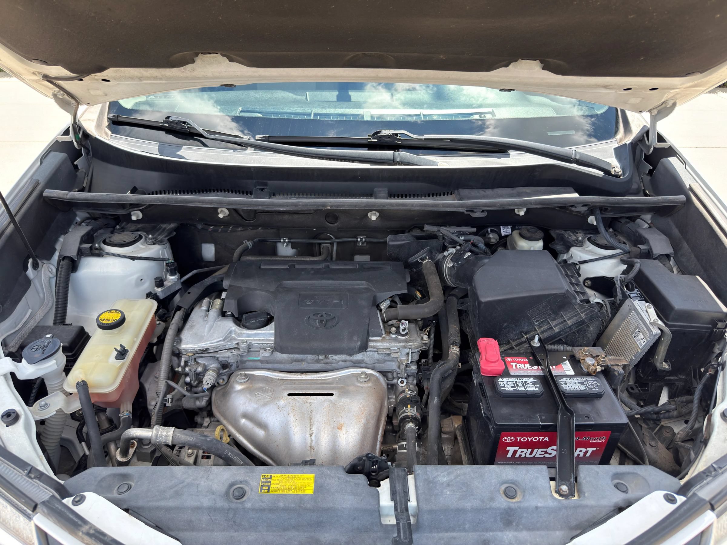 Used 2014 Toyota RAV4 XLE FWD image 32