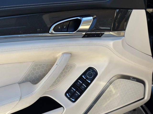 Used 2014 Porsche Panamera Turbo image 22