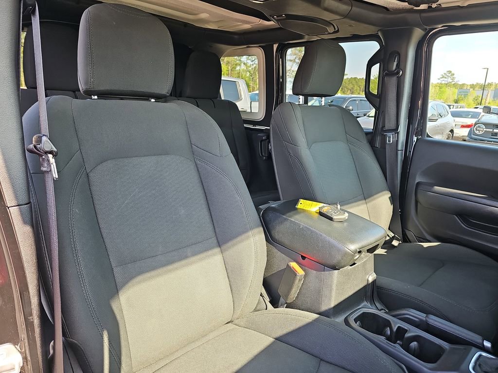 Used 2022 Jeep Wrangler Unlimited Sport image 13