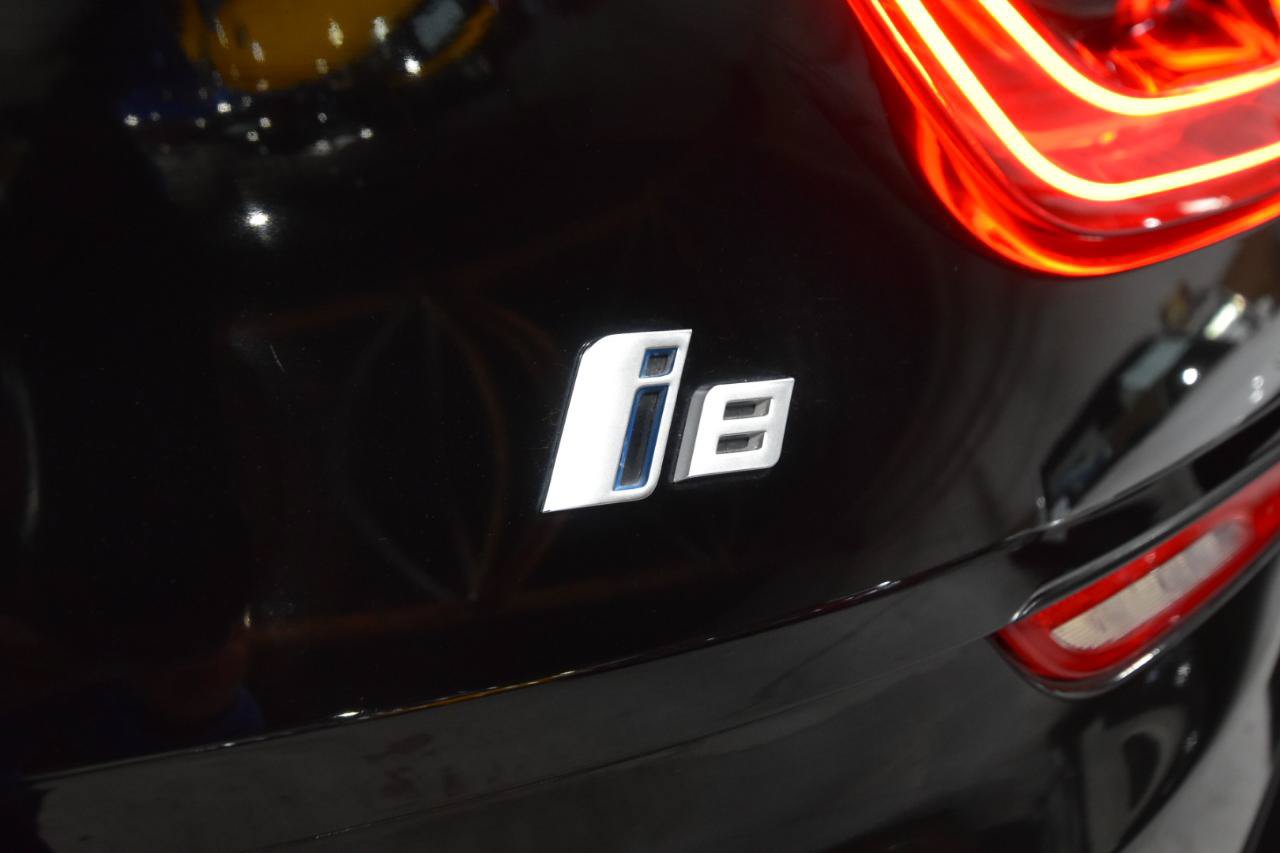 Used 2016 BMW i8 AWD/4WD image 8