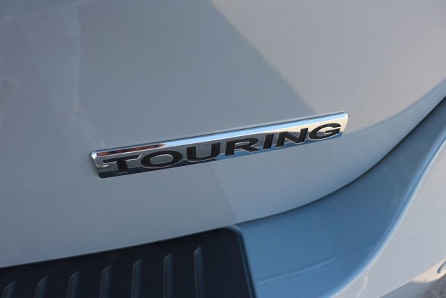 Used 2023 Honda Odyssey Touring image 7