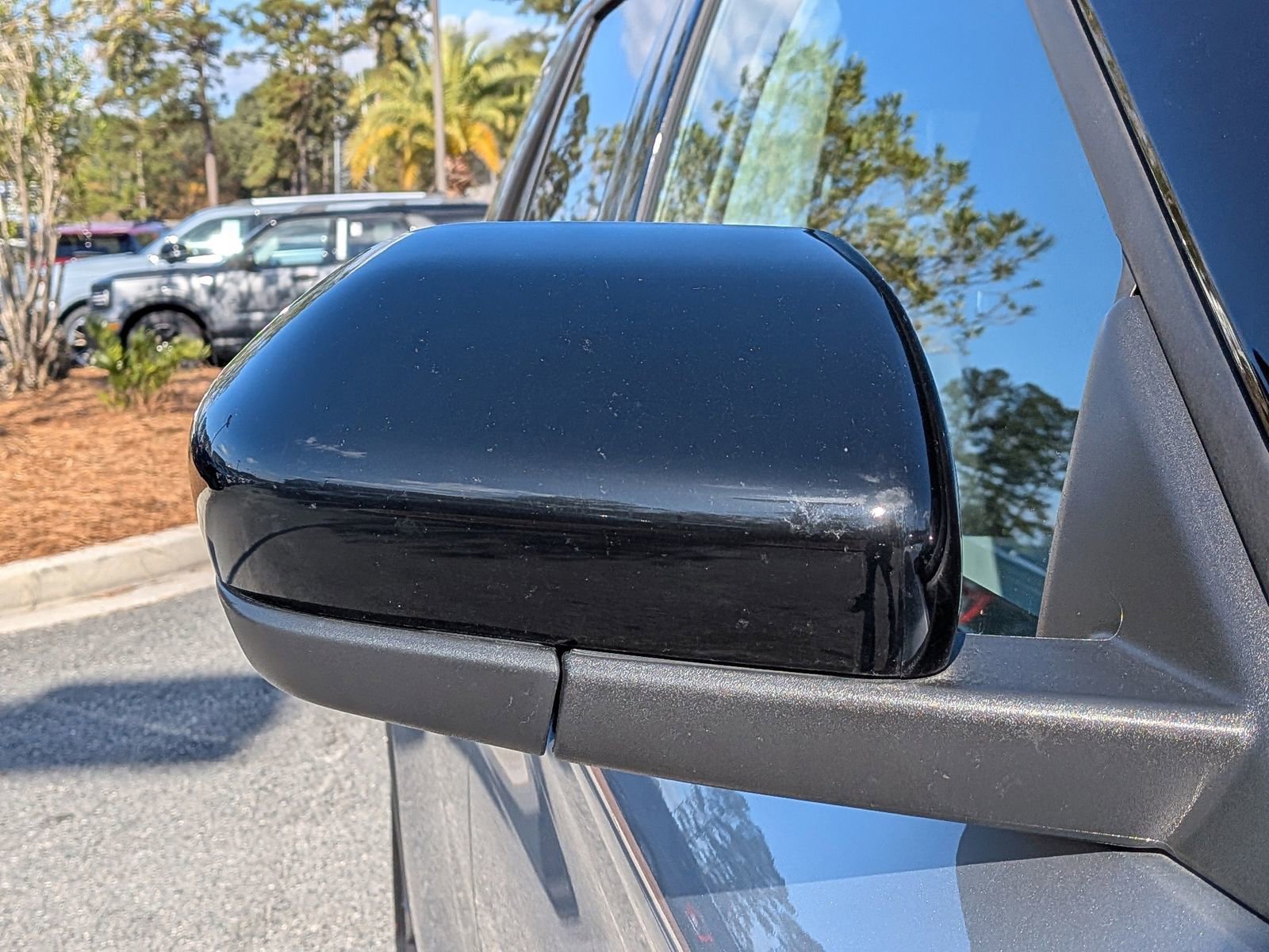 Certified 2022 Ford Explorer XLT w/ Equipment Group 202A image 13