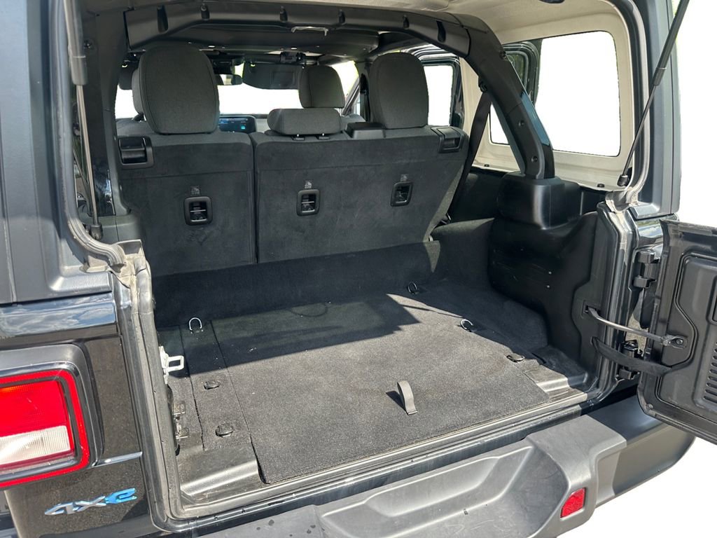 Used 2024 Jeep Wrangler Unlimited AWD/4WD image 29