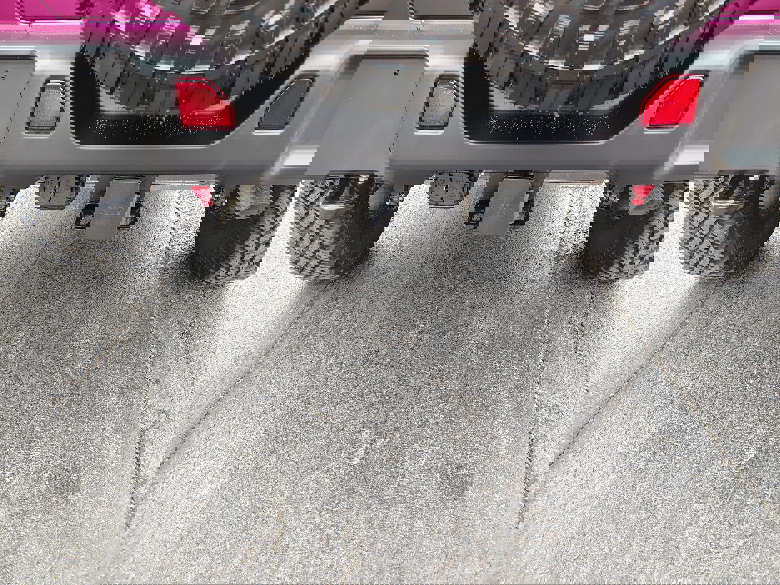 Certified 2024 Jeep Wrangler Willys image 10