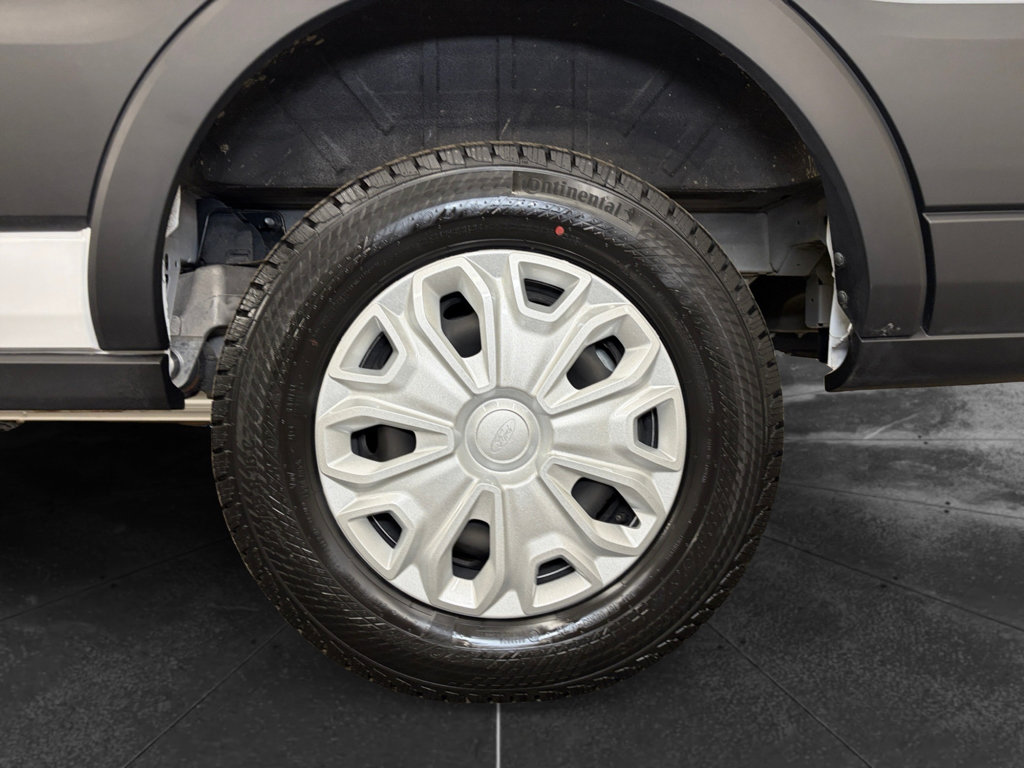 Used 2024 Ford E-Transit Low Roof RWD image 35