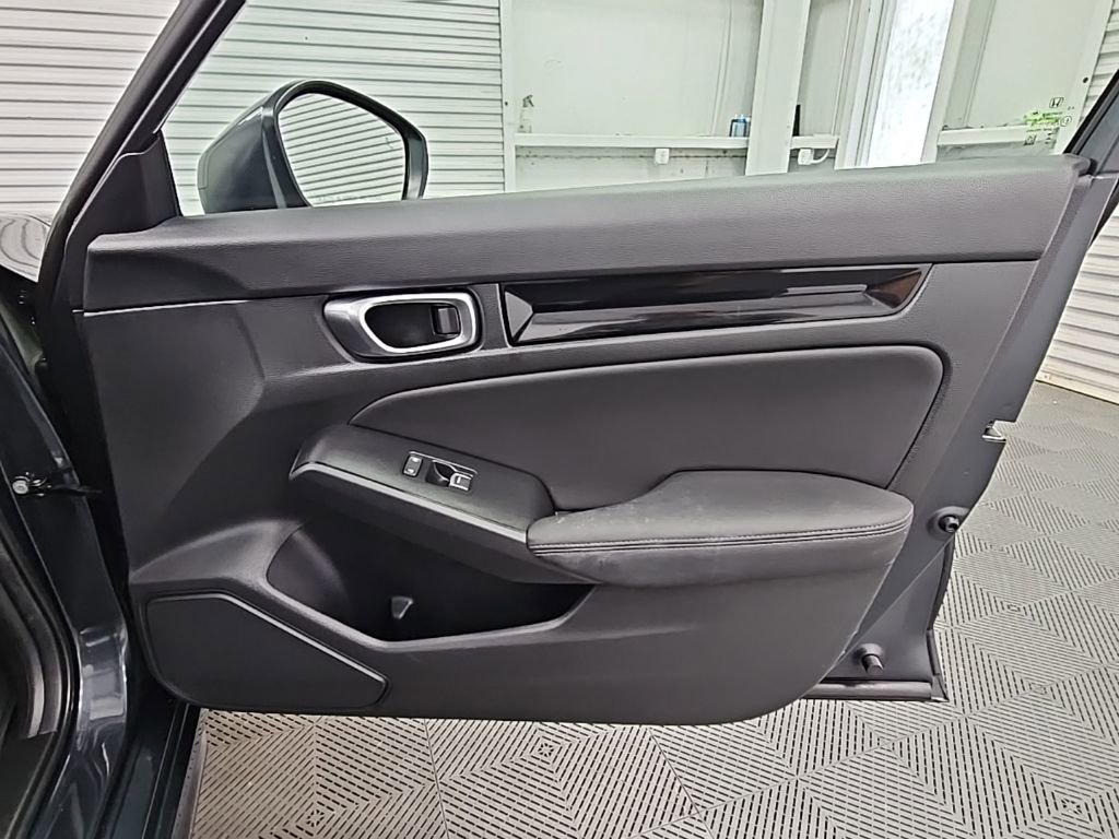 Used 2024 Honda Civic EX-L image 36