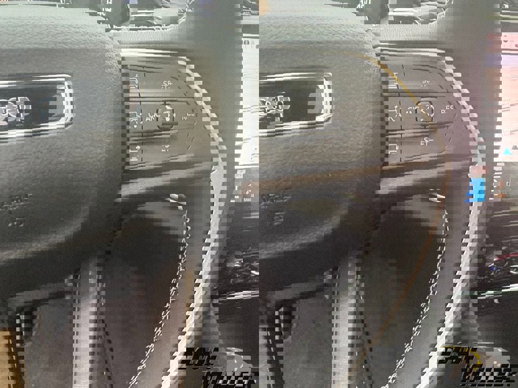 New 2025 Jeep Grand Cherokee Limited w/ Luxury Tech Group II image 16