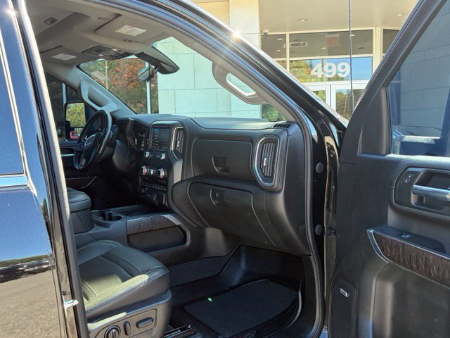 Used 2022 GMC Sierra 3500 Denali w/ Denali Black Diamond Edition AWD/4WD image 27