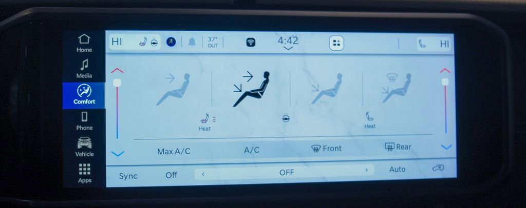 Used 2025 Jeep Wrangler Unlimited Rubicon 4xe w/ Convenience Group image 21