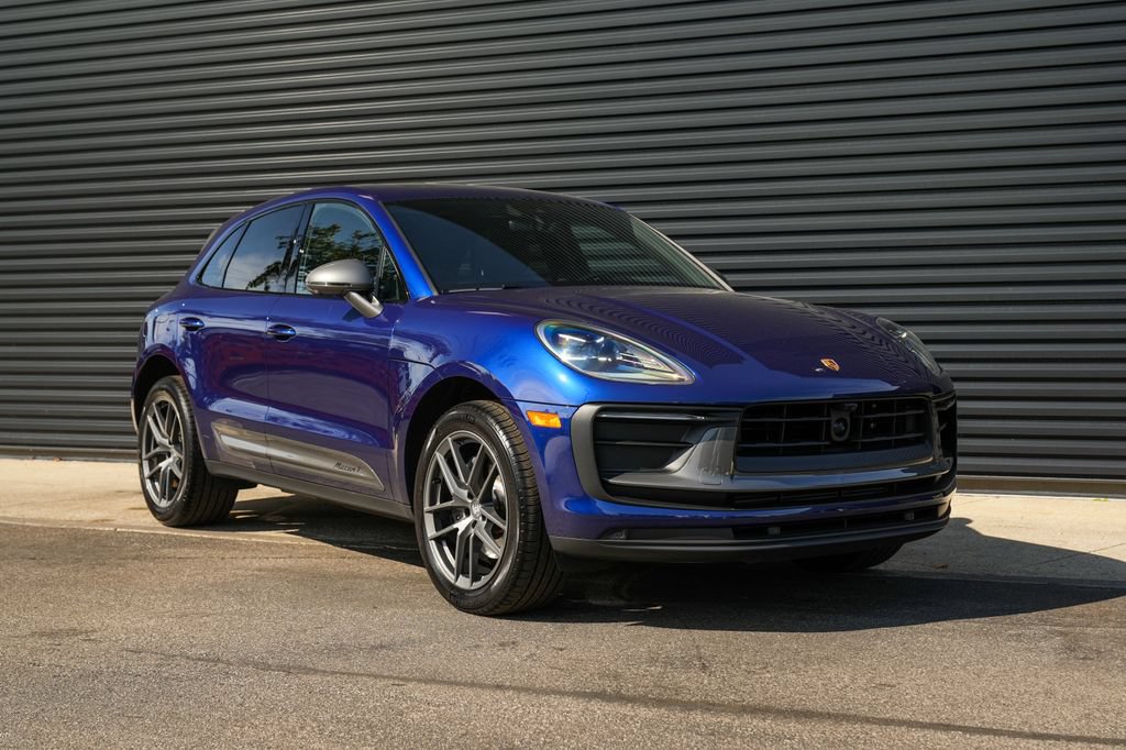 Certified 2026 Porsche Macan Turbo AWD/4WD image 40