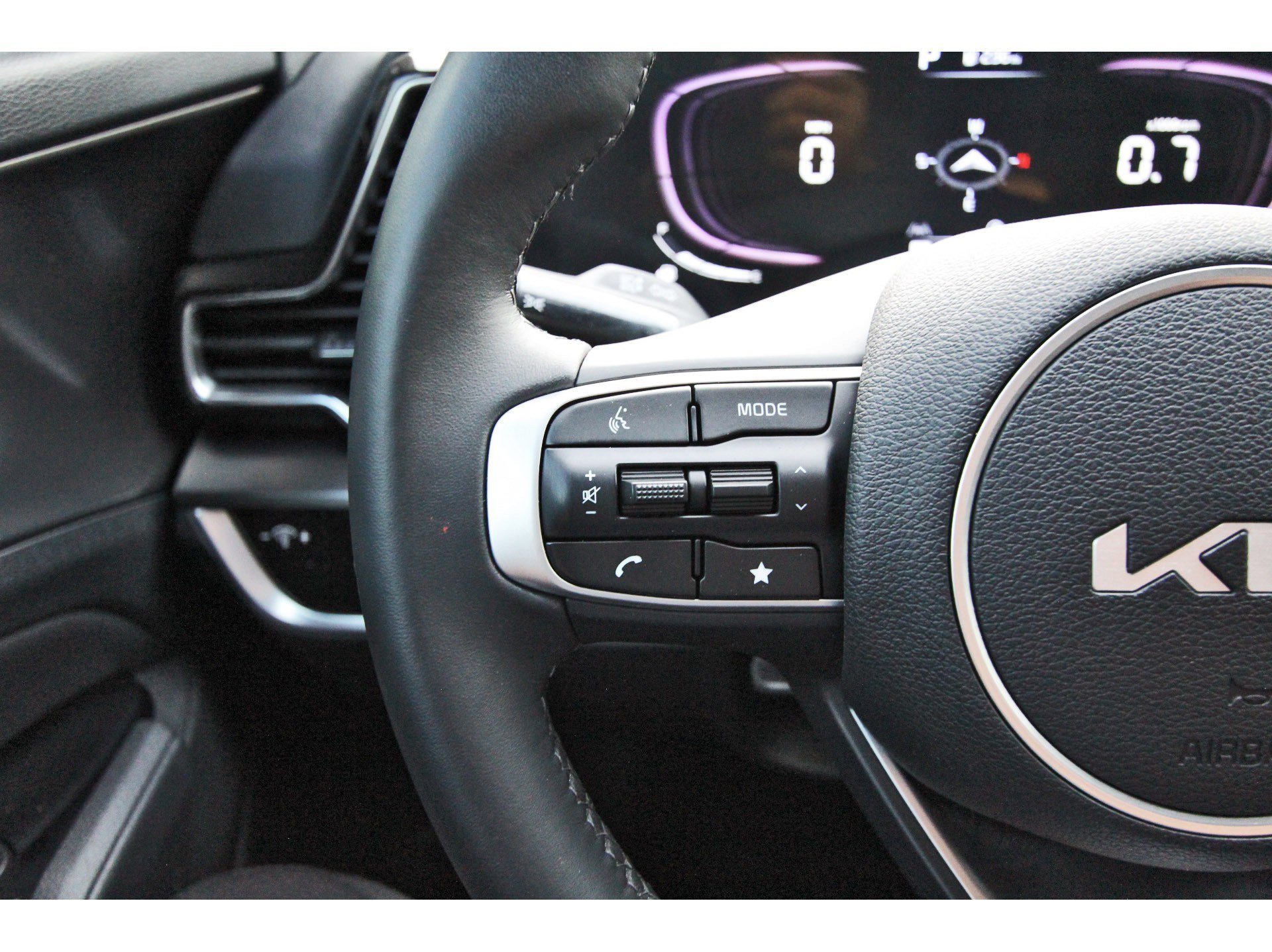 Certified 2024 Kia Sportage EX FWD image 20