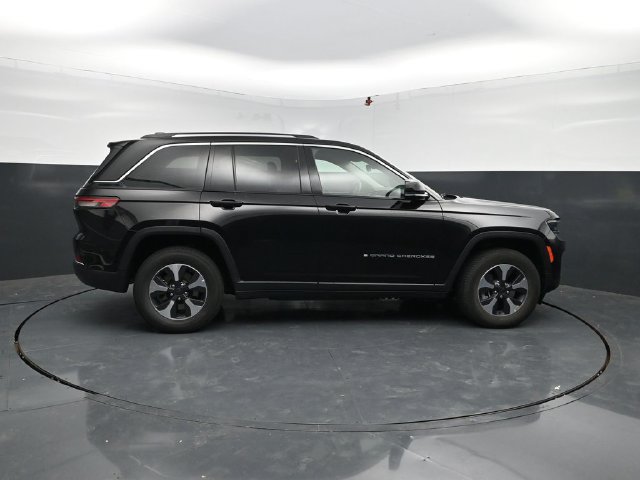 Used 2024 Jeep Grand Cherokee Limited 4xe AWD/4WD image 10