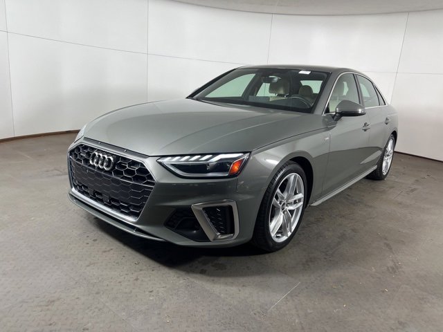Used 2023 Audi A4 2.0T Premium w/ Convenience Package image 3