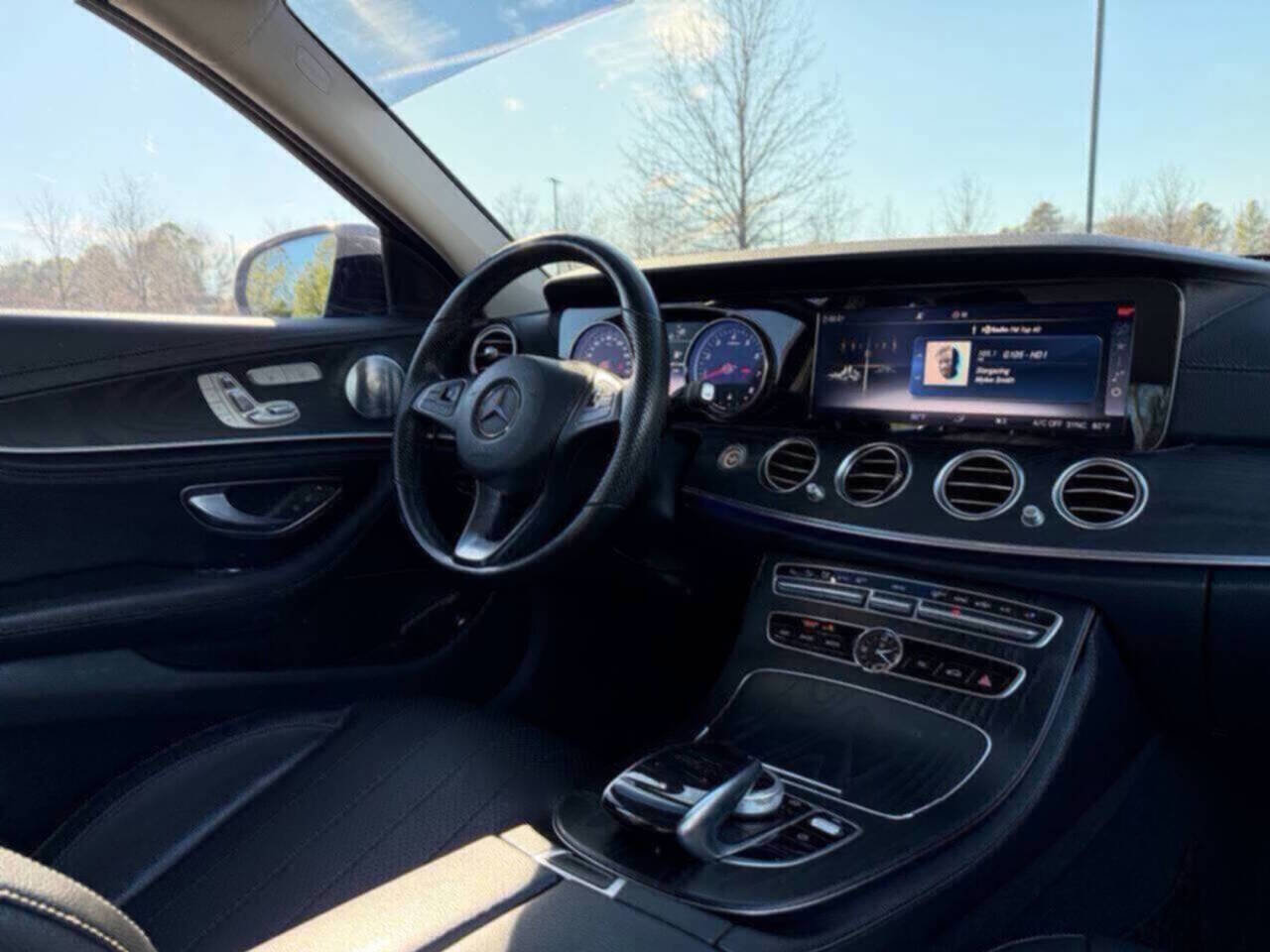 Used 2018 Mercedes-Benz E 300 4MATIC image 20