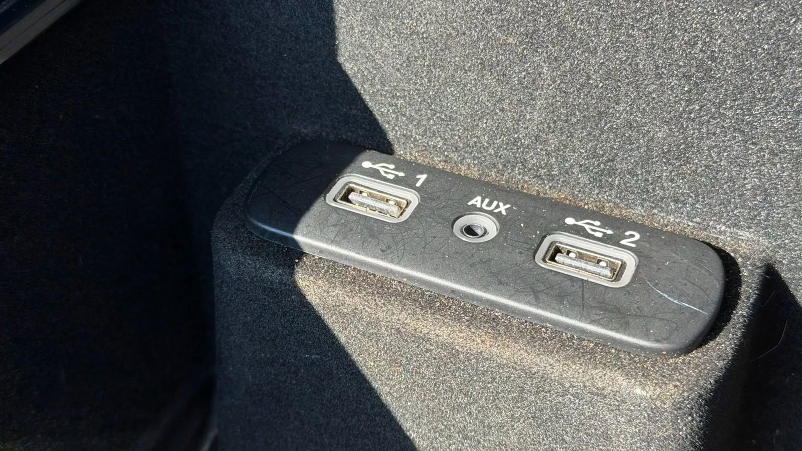 Used 2021 Chrysler 300 S image 41