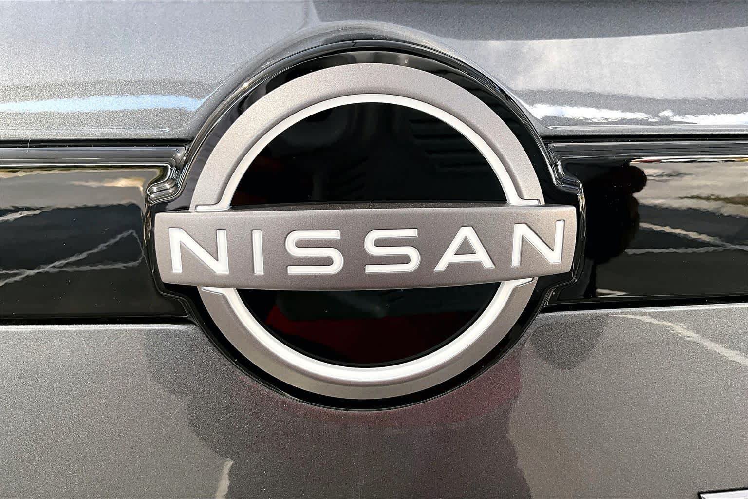 New 2026 Nissan Pathfinder SL FWD image 15