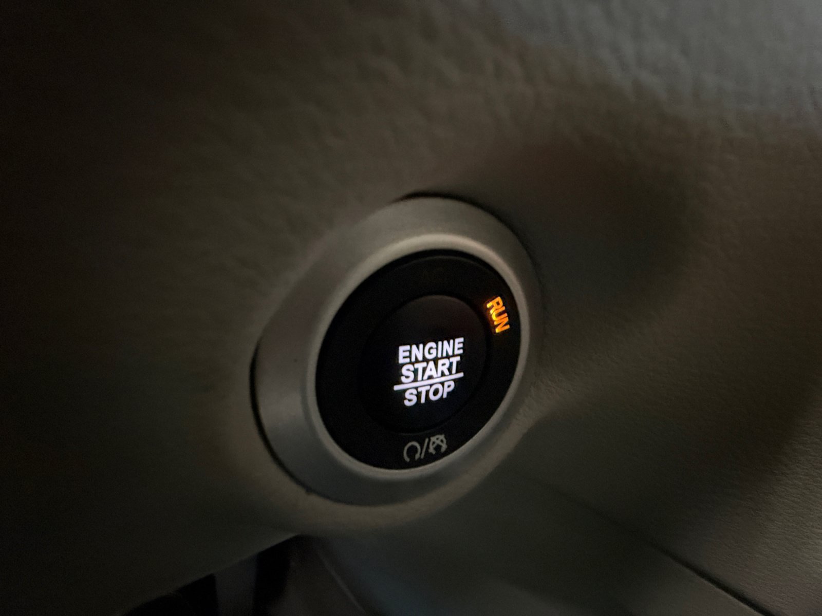 Used 2018 Chrysler Pacifica Touring-L w/ Advanced Safetytec Group FWD image 29