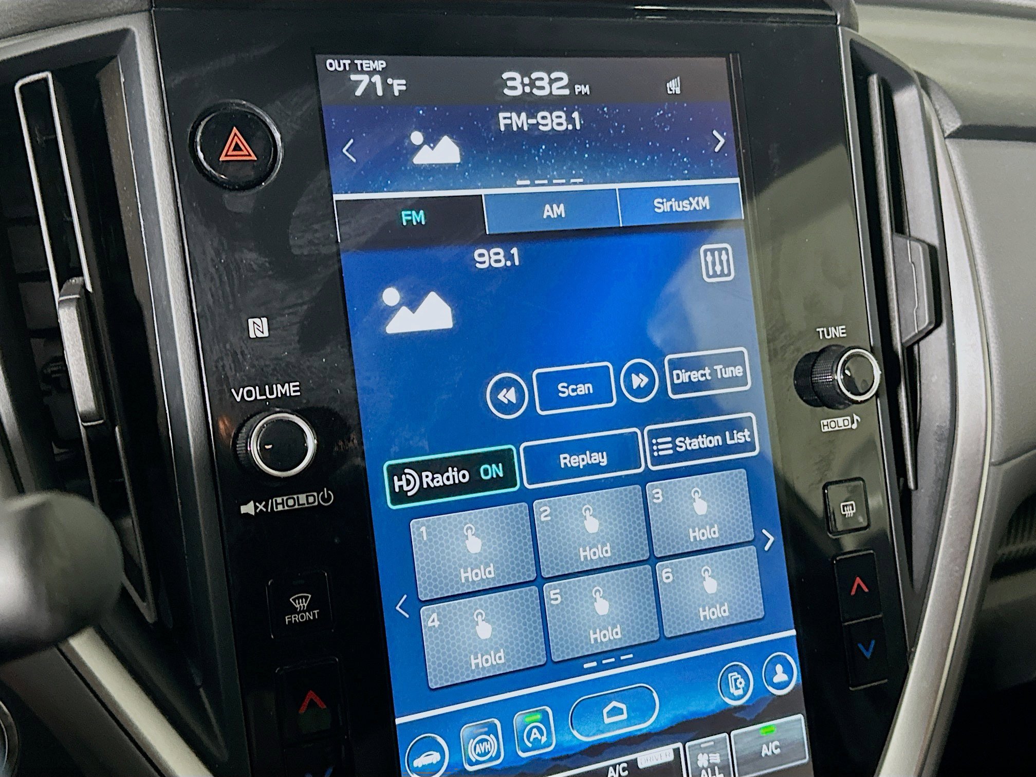 Used 2024 Subaru Crosstrek 2.0i Premium image 19