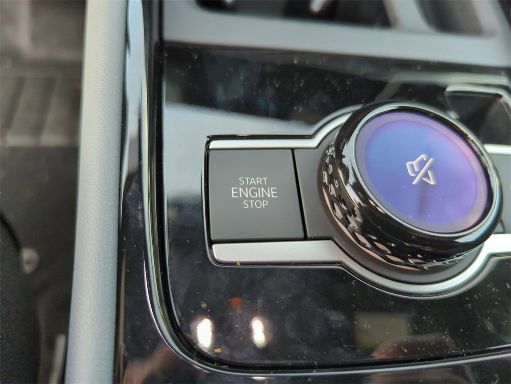 Used 2026 Volkswagen Tiguan SEL R-Line image 41