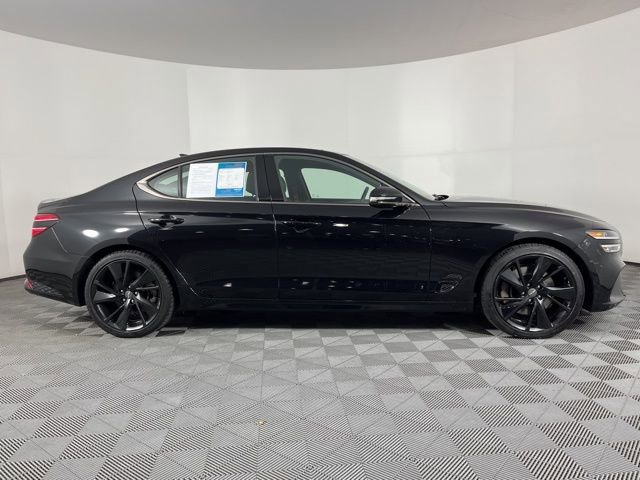 Used 2023 Genesis G70 3.3T w/ Sport Advanced Package image 11