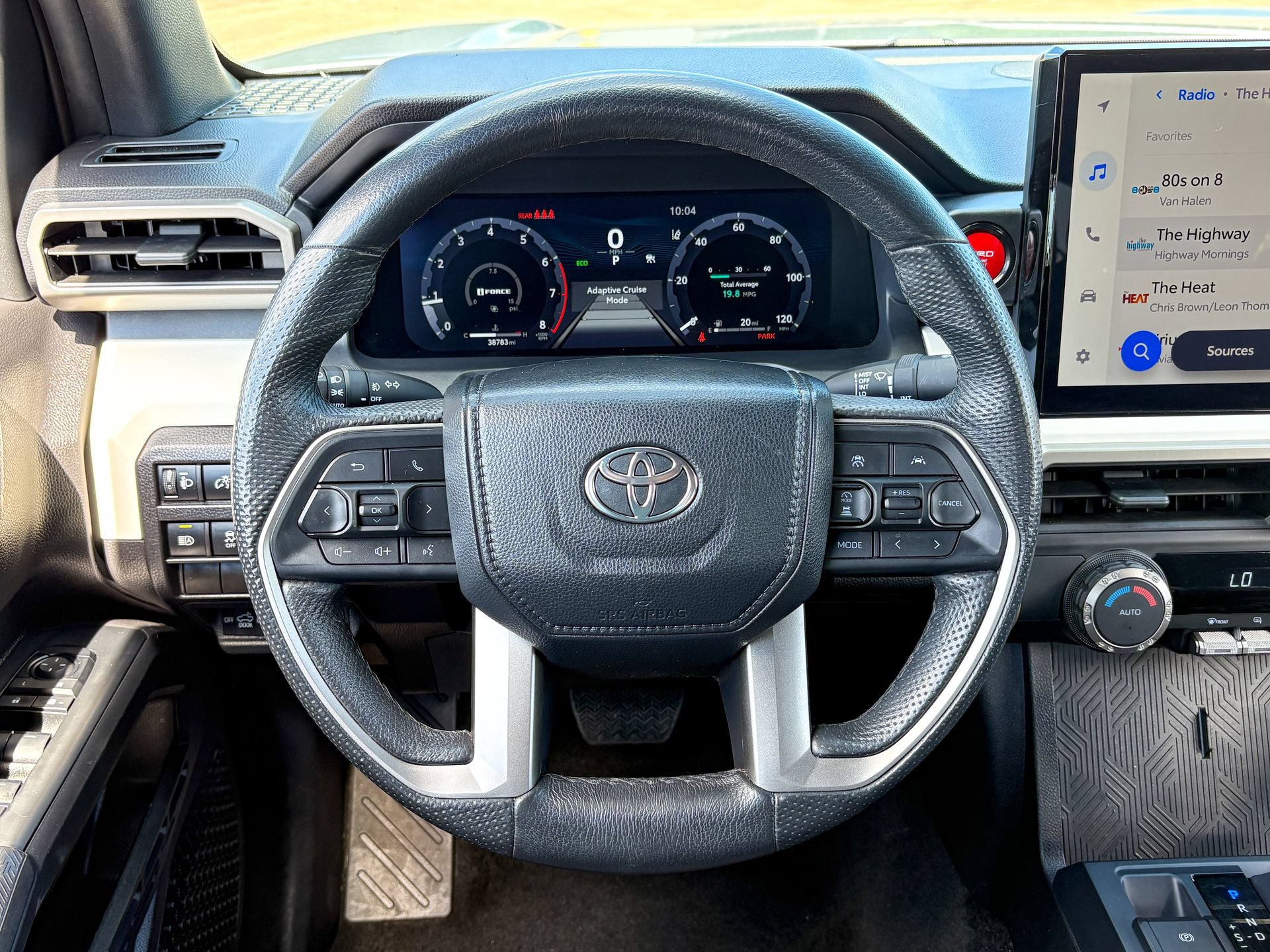 Used 2024 Toyota Tacoma TRD Off-Road AWD/4WD image 28