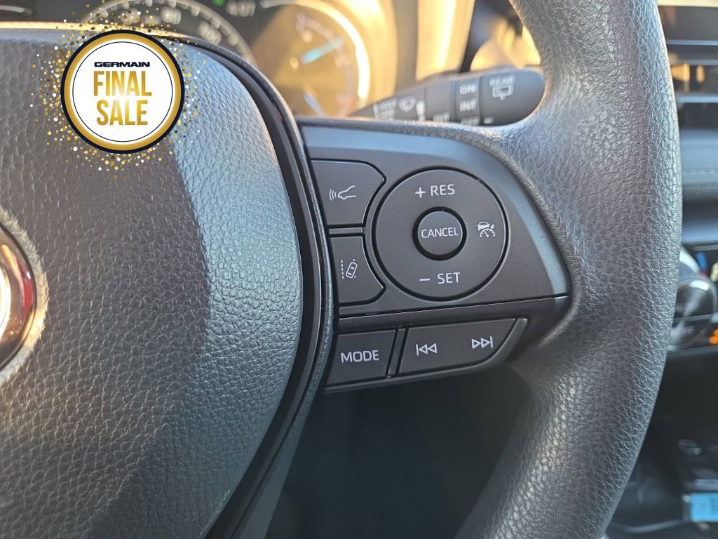 New 2025 Toyota RAV4 XLE image 40