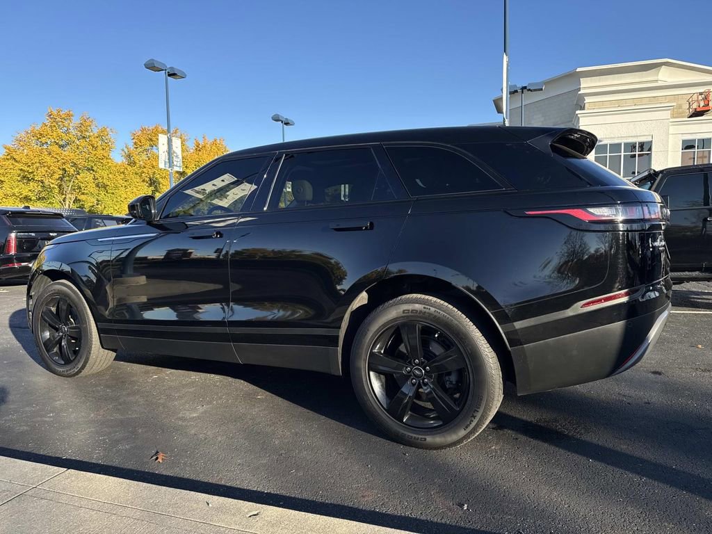 Used 2020 Land Rover Range Rover Velar S image 4