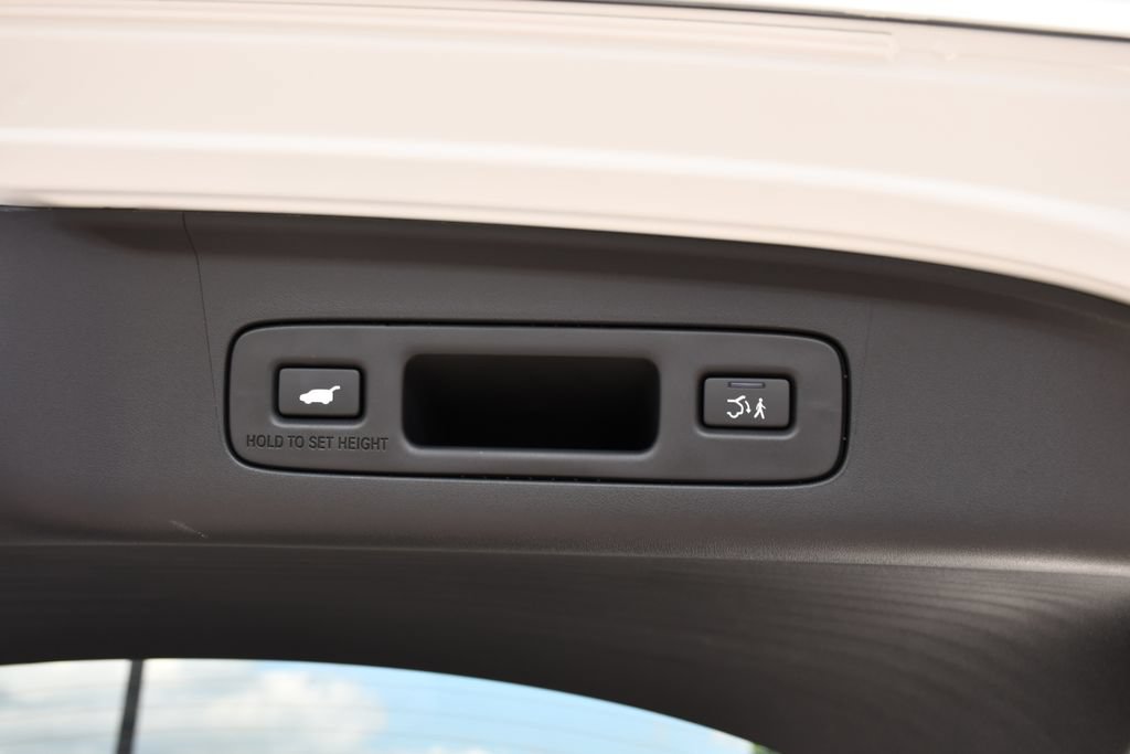 New 2026 Acura ADX FWD image 29