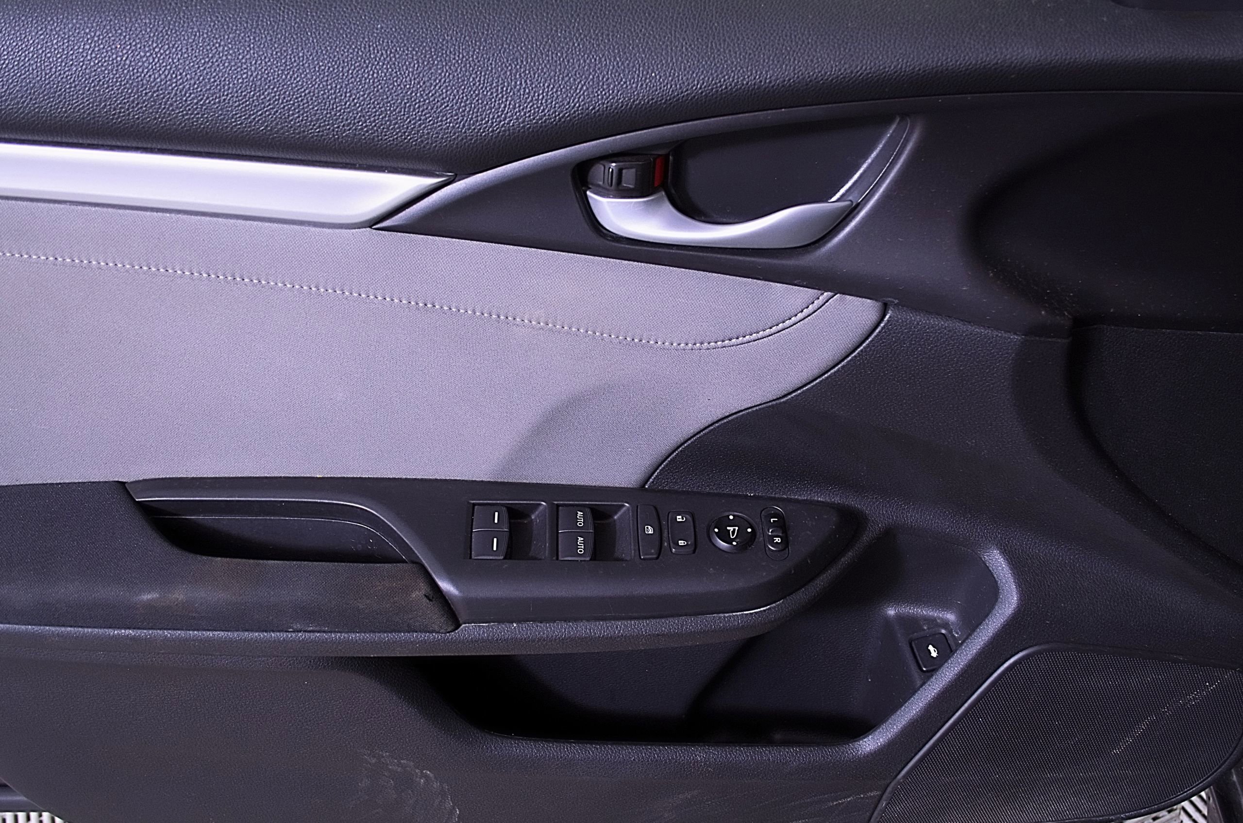 Used 2018 Honda Civic EX-T image 17